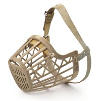 Намордник пластиковый Triol №5 с кож/зам ремешком, 75*55*120 мм Намордник пластиковый Triol №5 с кож/зам ремешком, 75*55*120 мм