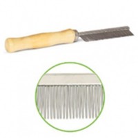 Расческа Triol c деревянной ручкой 